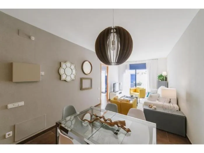 アパート Sitges Spaces Deluxe Beach Apartment- 3 Bedroom, 2 Bathroom, Next To Beach, Sleeps 6